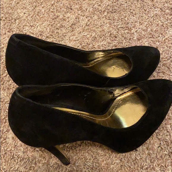 Pumps - Picture 6 of 6